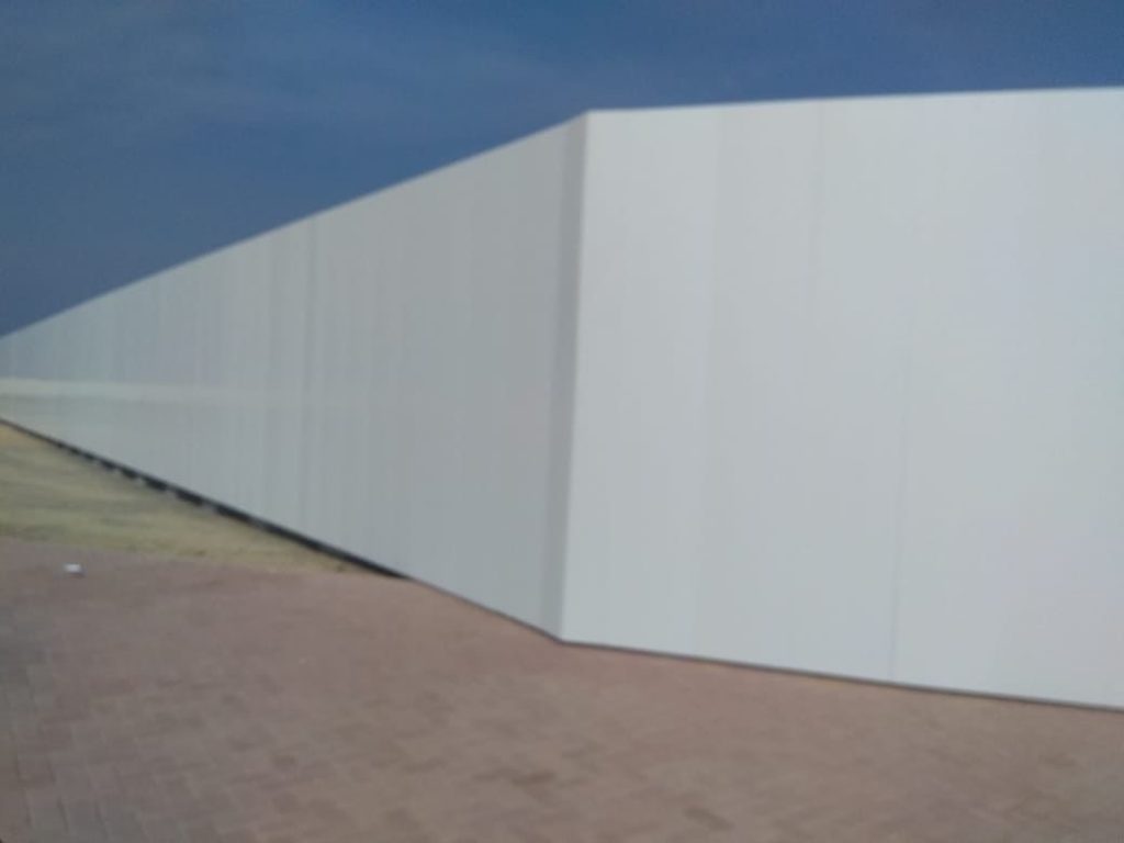 Pvc Eco fence in Dubai|fencing in Uae| pvc fence suppliers